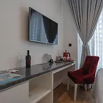 Sky & Sun Luxury With Private Parking In The Garage 4*