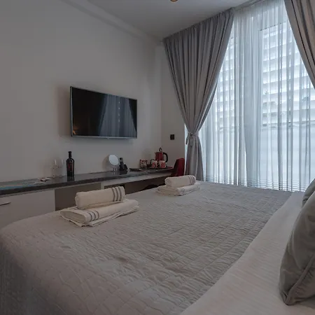 Sky & Sun Luxury With Private Parking In The Garage 4* 자다르