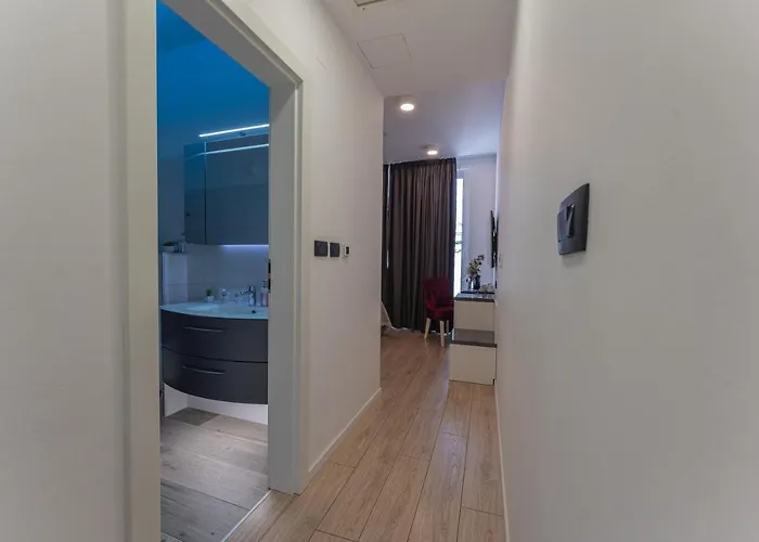 Sky & Sun Luxury With Private Parking In The Garage Zadar