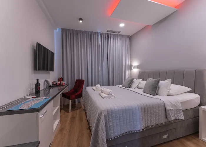 Sky & Sun Luxury With Private Parking In The Garage 4*