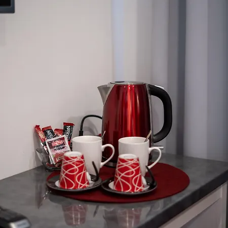 Sky & Sun Luxury With Private Parking In The Garage